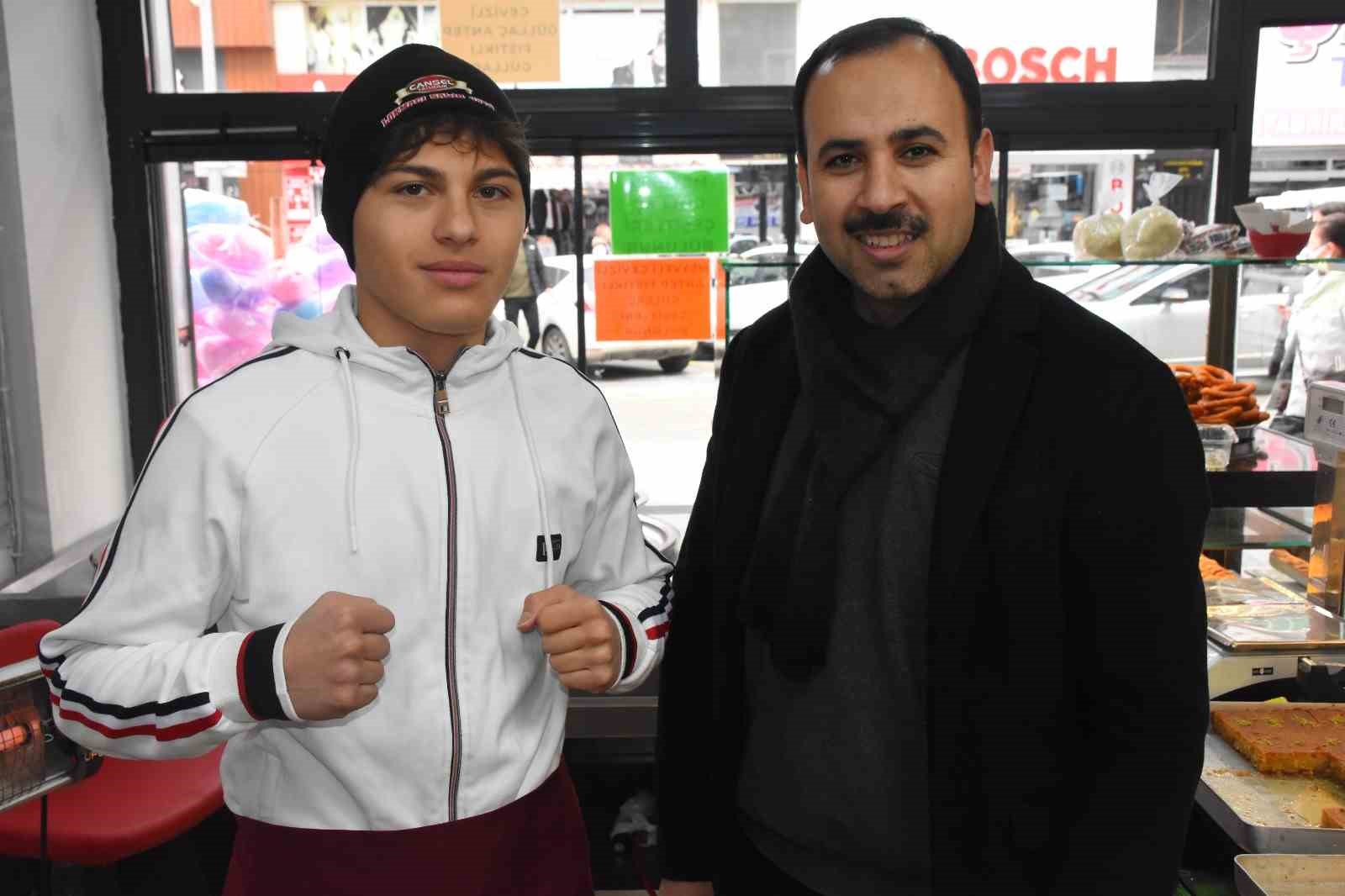 Şampiyon baklavacı her alanda adından söz ettiriyor
