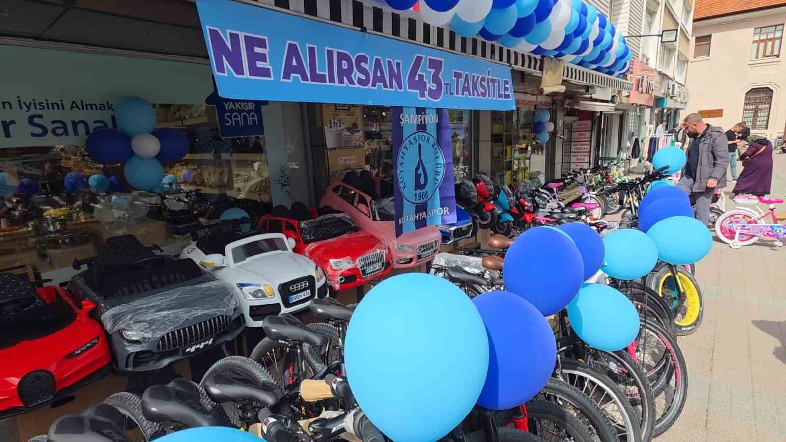 Şampiyonluk aşkına 43 taksit
Şampiyonluk aşkına 43 taksit