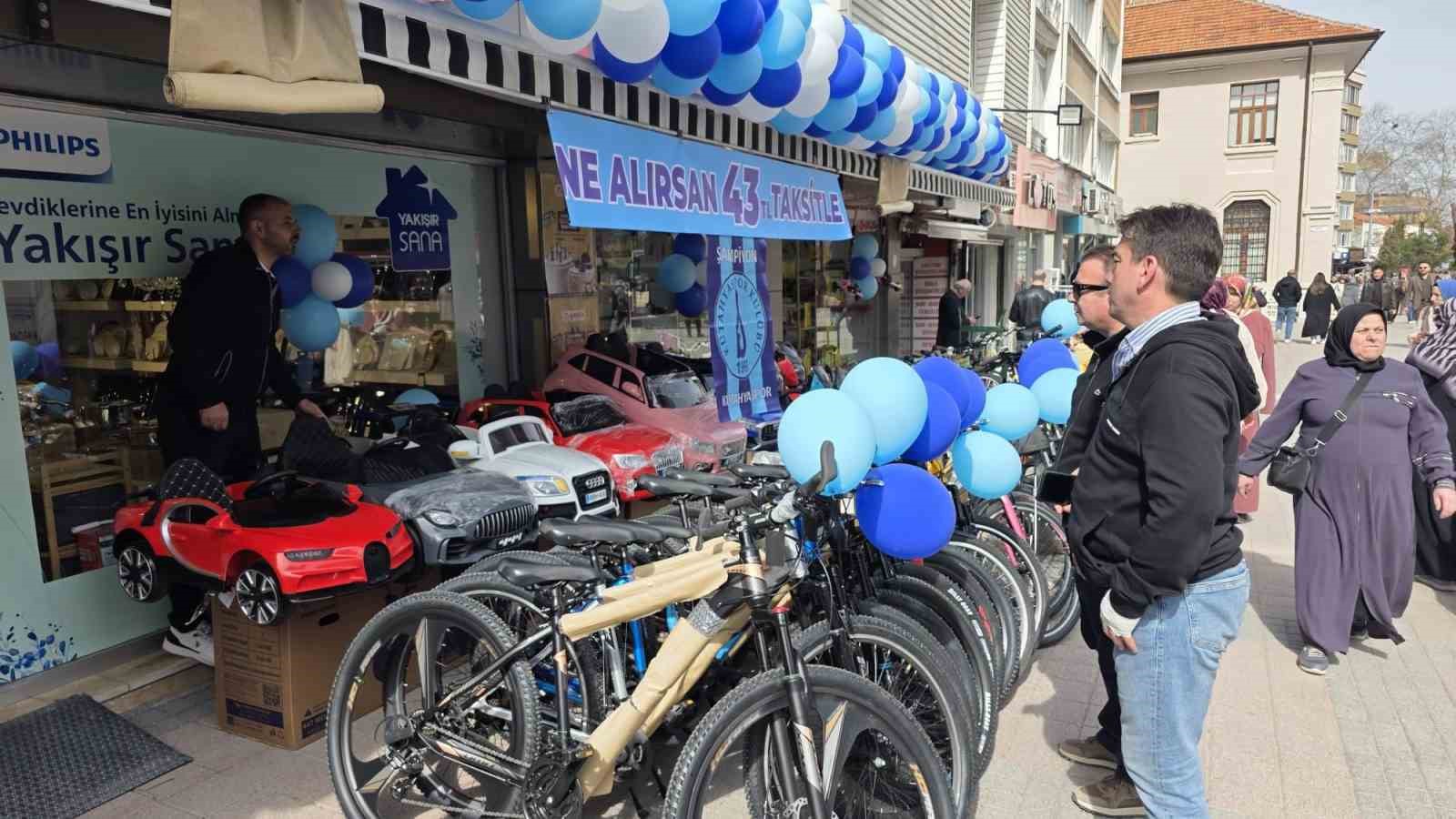 Şampiyonluk aşkına 43 taksit
Şampiyonluk aşkına 43 taksit