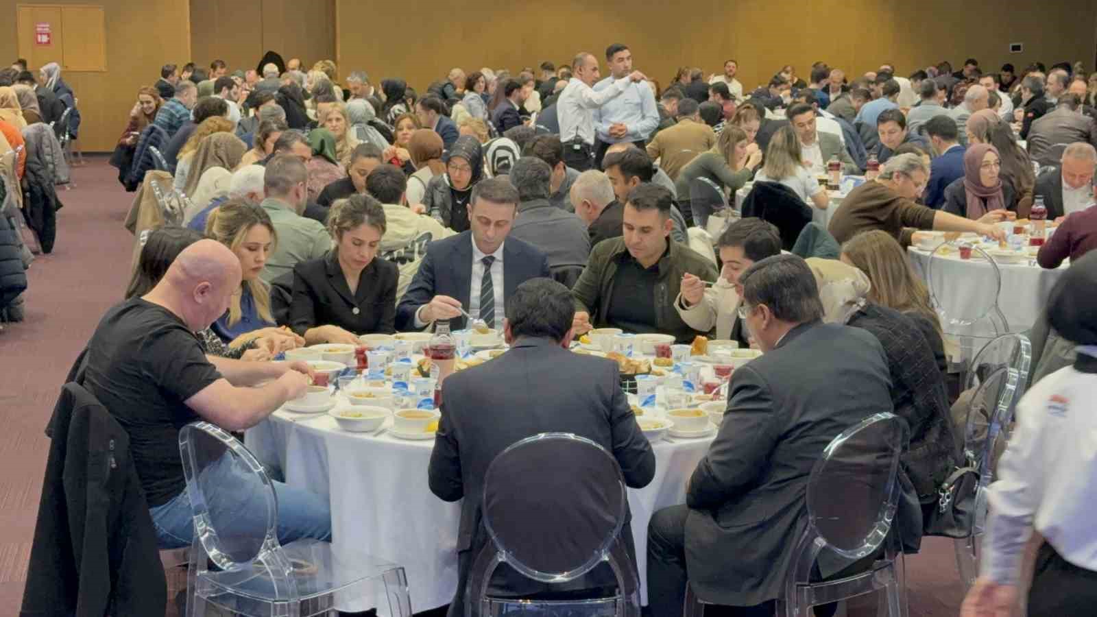Samsun Adliyesi’nde 700 kişilik mesai kardeşliği iftarı
