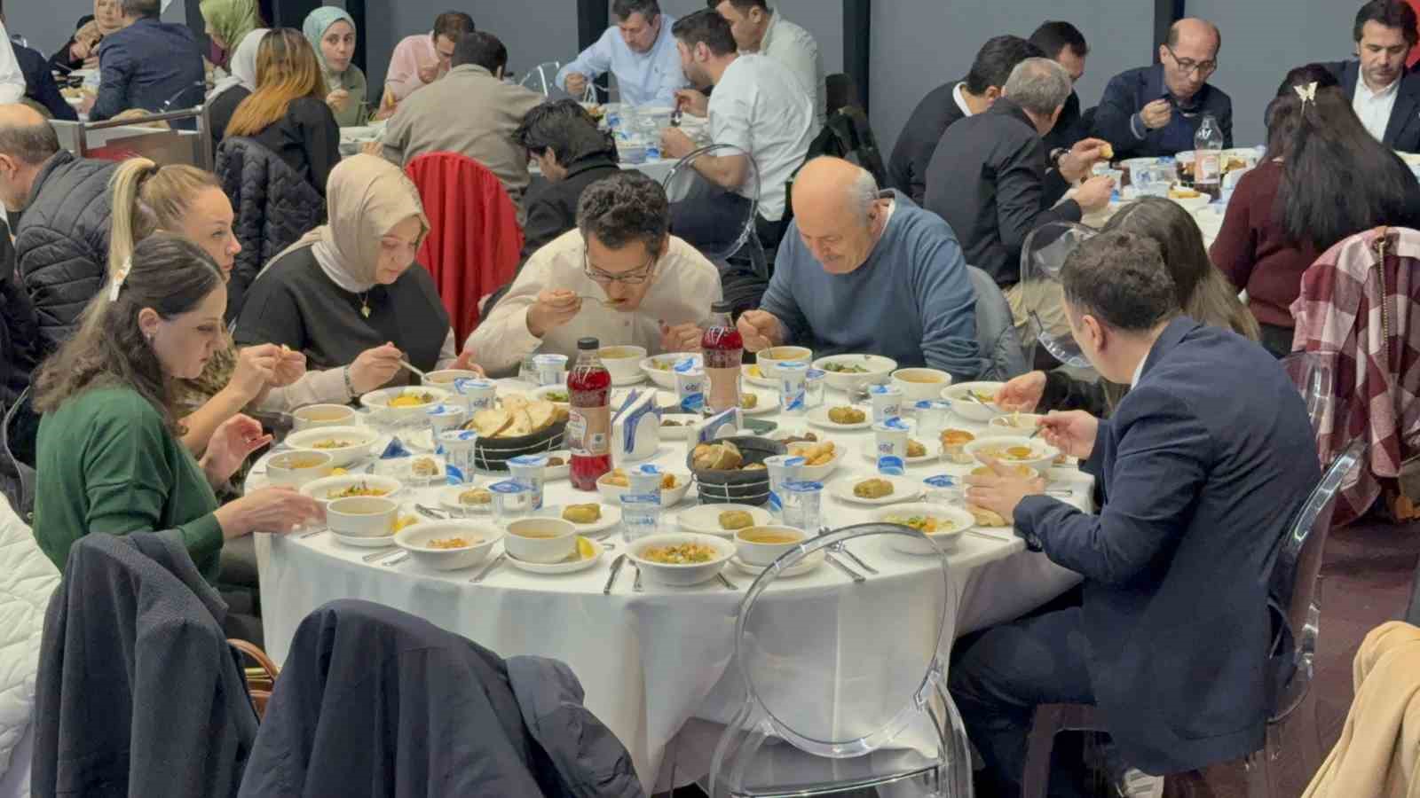 Samsun Adliyesi’nde 700 kişilik mesai kardeşliği iftarı
