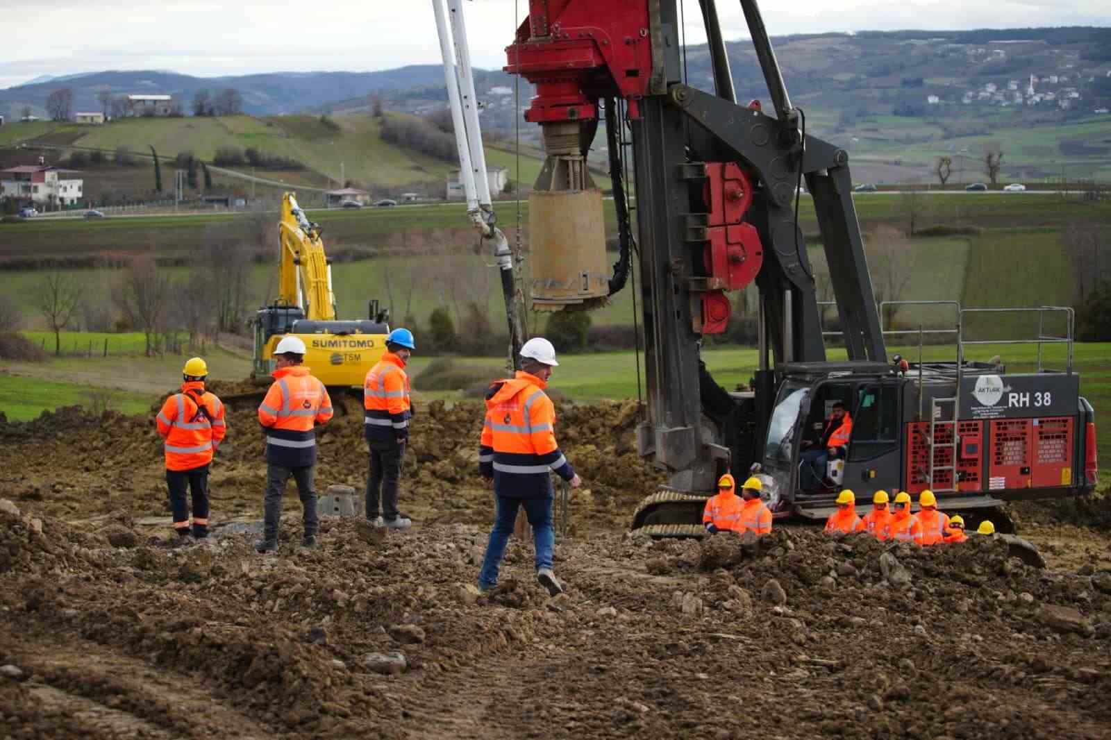 Samsun Batı Çevre Yolu’nun temeli atıldı
Samsun Batı Çevre Yolu’nun temeli atıldı