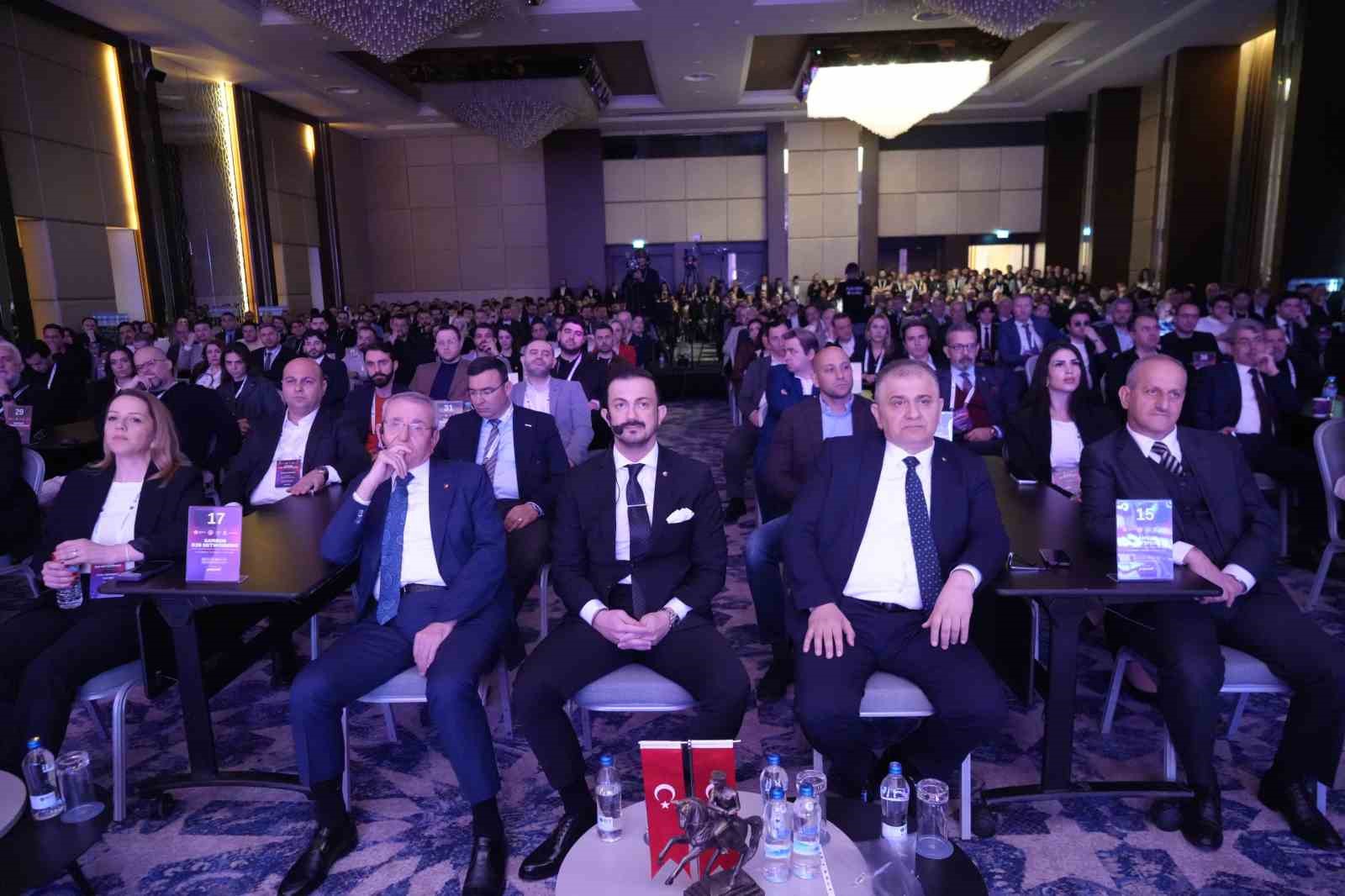 Samsun, Karadeniz’in en büyük iş dünyası buluşmasına ev sahipliği yaptı
Samsun, Karadeniz’in en büyük iş dünyası buluşmasına ev sahipliği yaptı