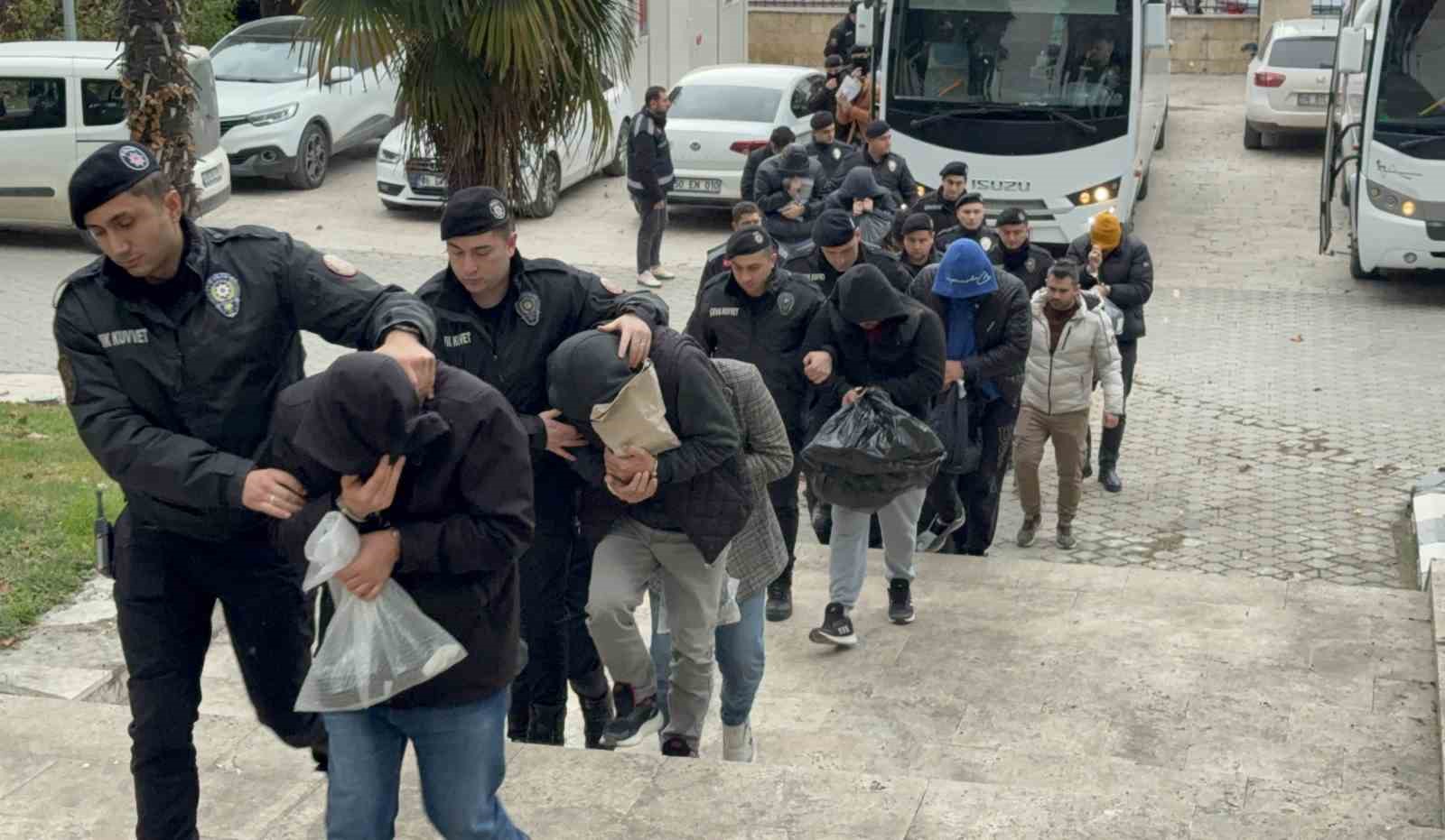 Samsun merkezli 19 ilde müstehcenlik operasyonunda 20 kişi adliyeye sevk edildi
