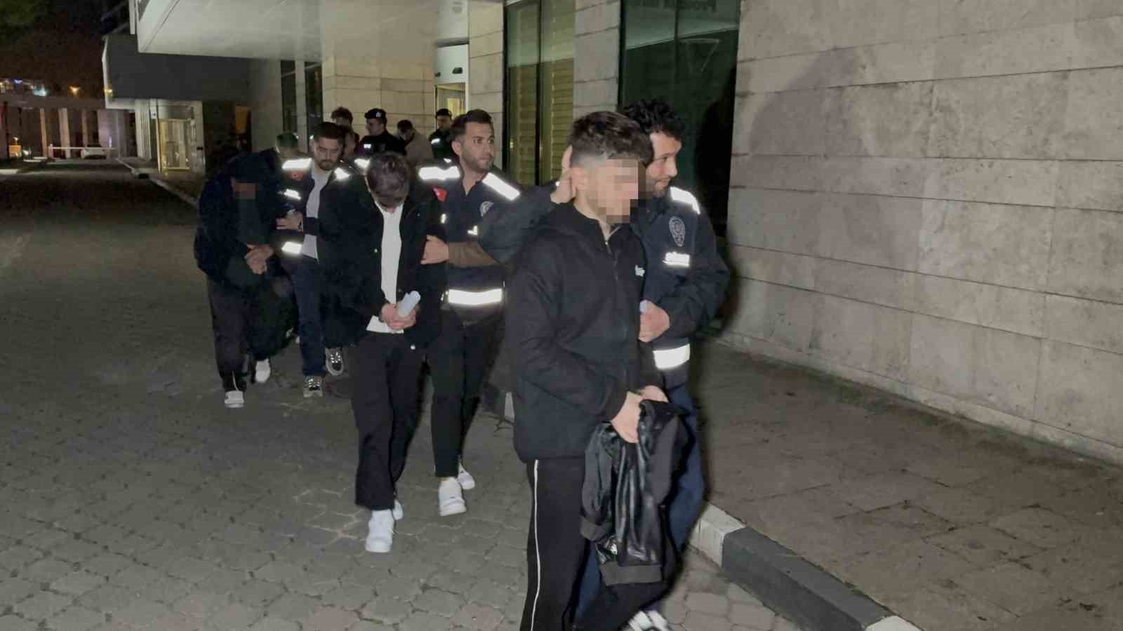 Samsun merkezli 6 ilde yasa dışı bahis operasyonu: 14 tutuklama
Samsun merkezli 6 ilde yasa dışı bahis operasyonu: 14 tutuklama