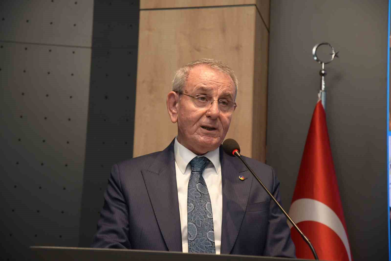 Samsun TSO personeline üretken yapay zekâ eğitimi
Samsun TSO personeline üretken yapay zekâ eğitimi