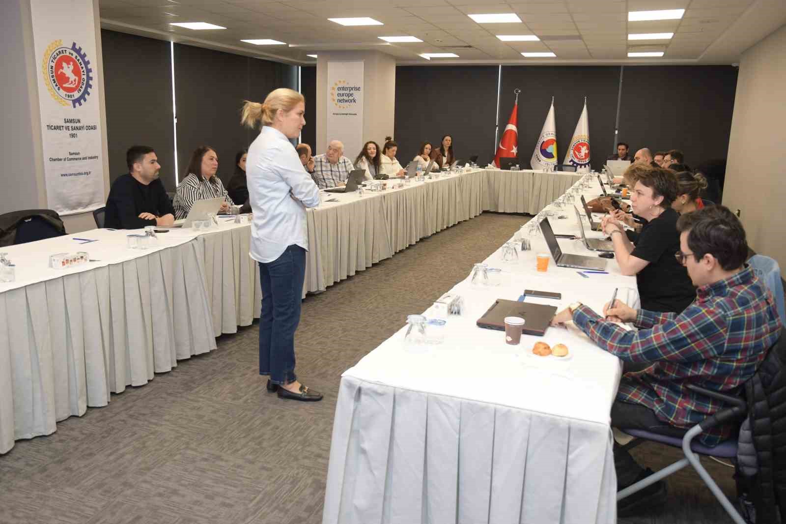 Samsun TSO personeline üretken yapay zekâ eğitimi
Samsun TSO personeline üretken yapay zekâ eğitimi