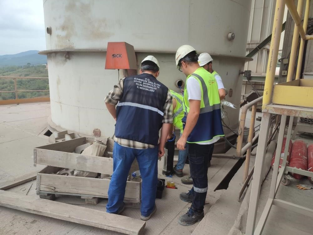 Samsun’da 2025 yılında çevreye kirletenlere ceza yağdı: Toplamda 19 milyon 212 bin 460 TL idari para cezası uygulandı
Samsun’da 2025 yılında çevreye kirletenlere ceza yağdı: Toplamda 19 milyon 212 bin 460 TL idari para cezası uygulandı