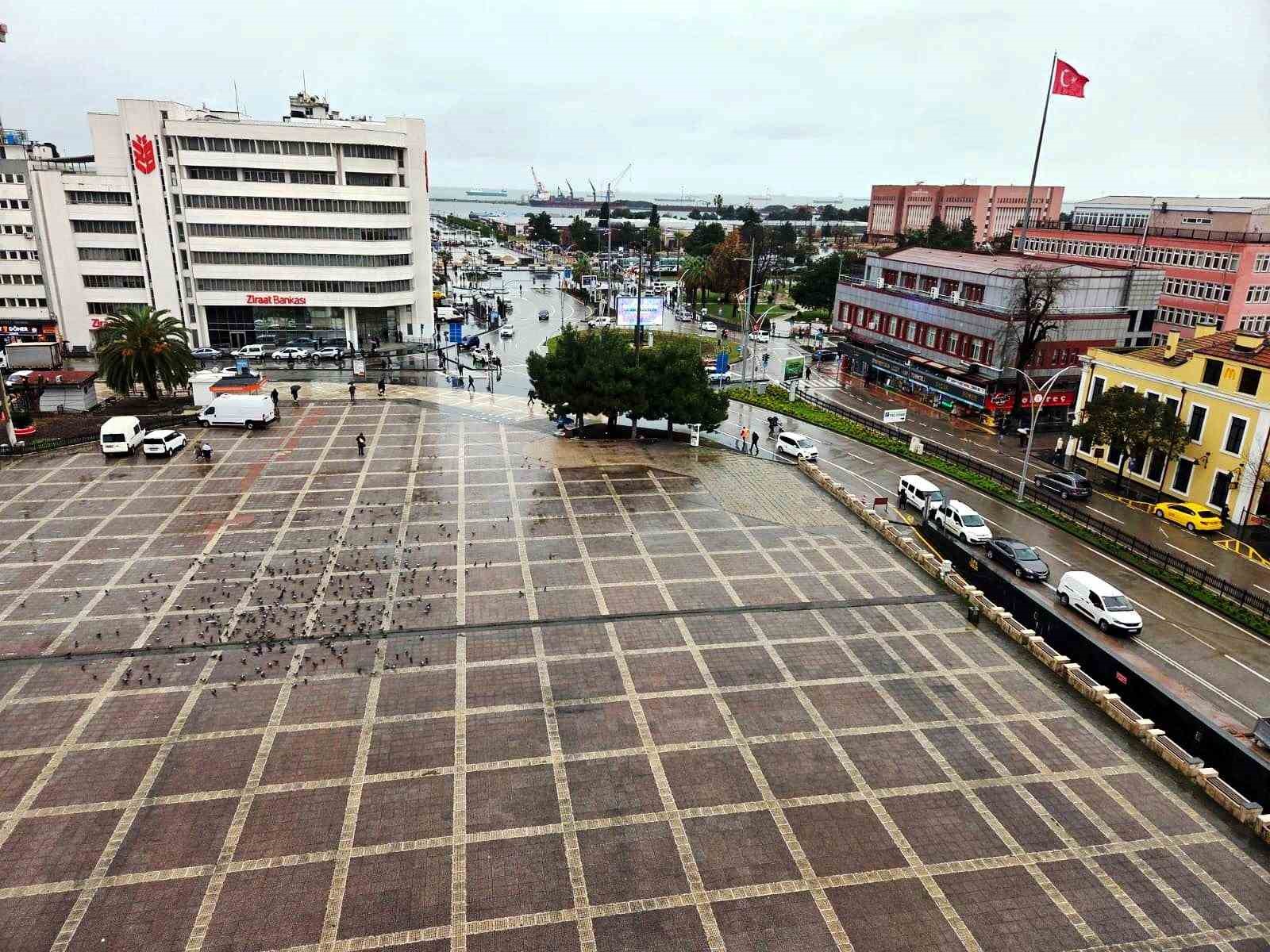 Samsun’da 2026’nın toplantı, gösteri ve yürüyüş alanları belirlendi
Samsun’da 2026’nın toplantı, gösteri ve yürüyüş alanları belirlendi