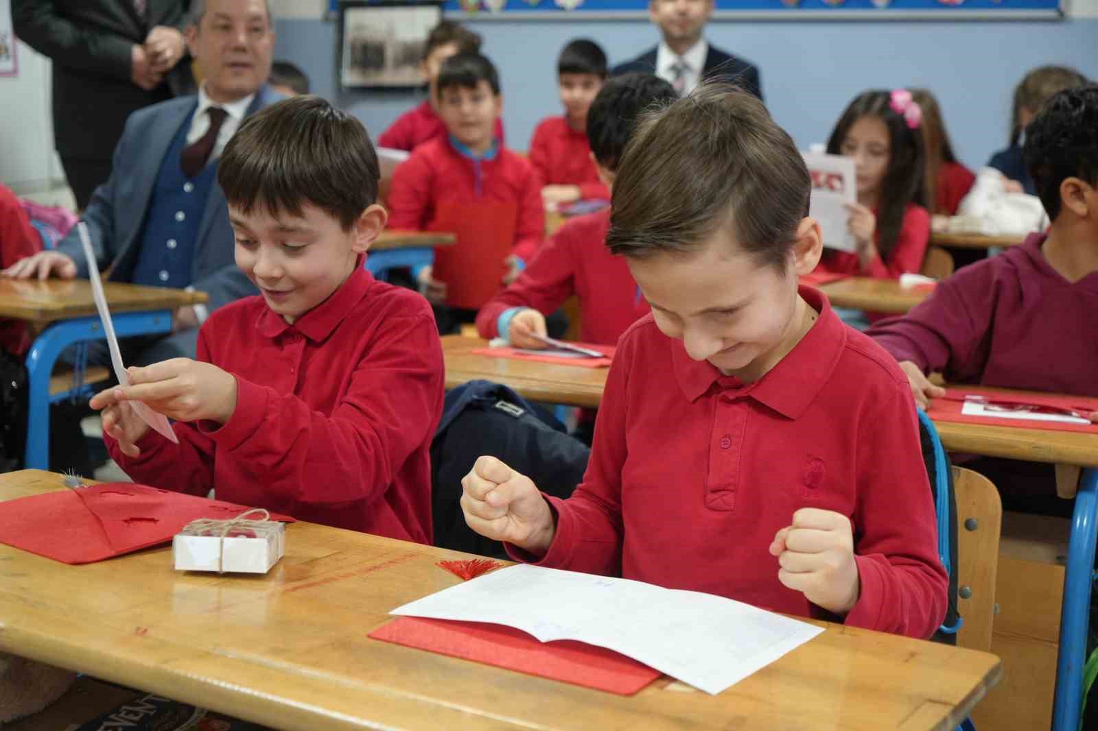 Samsun’da 253 bin öğrencinin karne heyecanı
