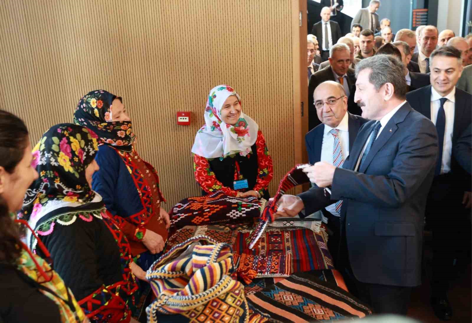 Samsun’da 600 yıllık belleme geleneği ve Tahtaköprü kilimi dokumacılığı yaşatılıyor
