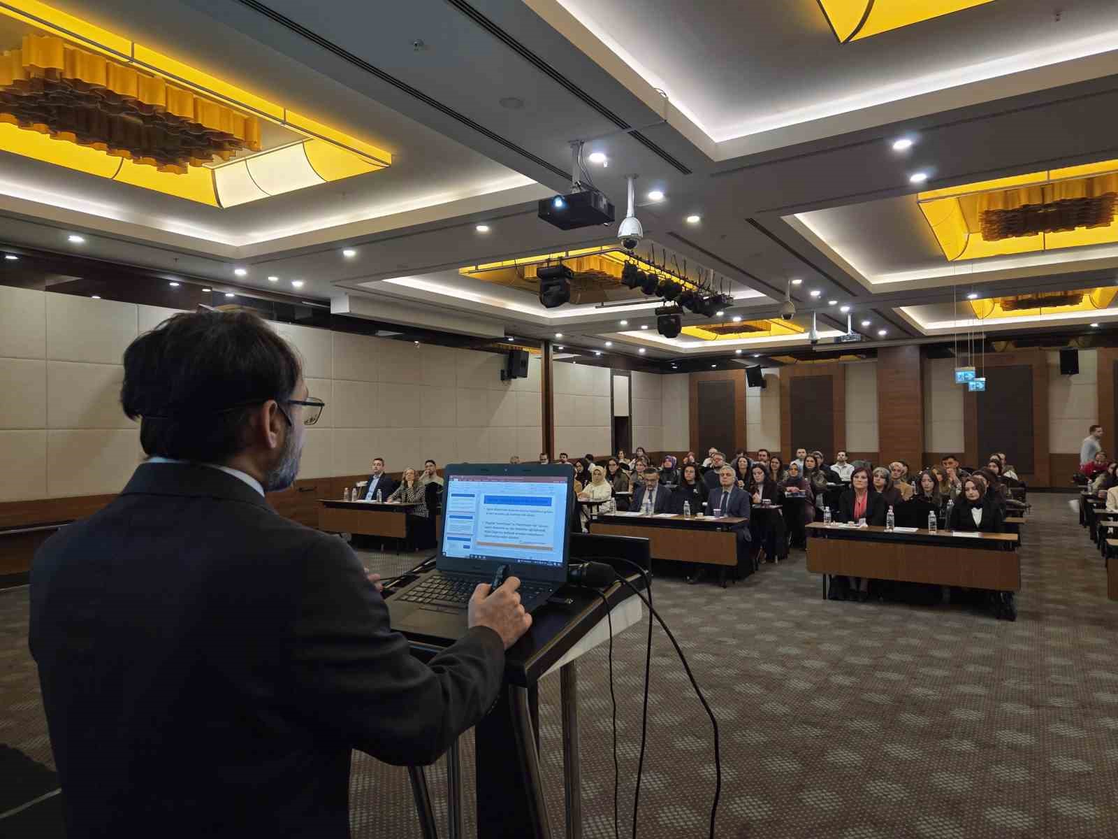 Samsun’da 7 bin hasta evde sağlık hizmeti alıyor
Samsun’da 7 bin hasta evde sağlık hizmeti alıyor