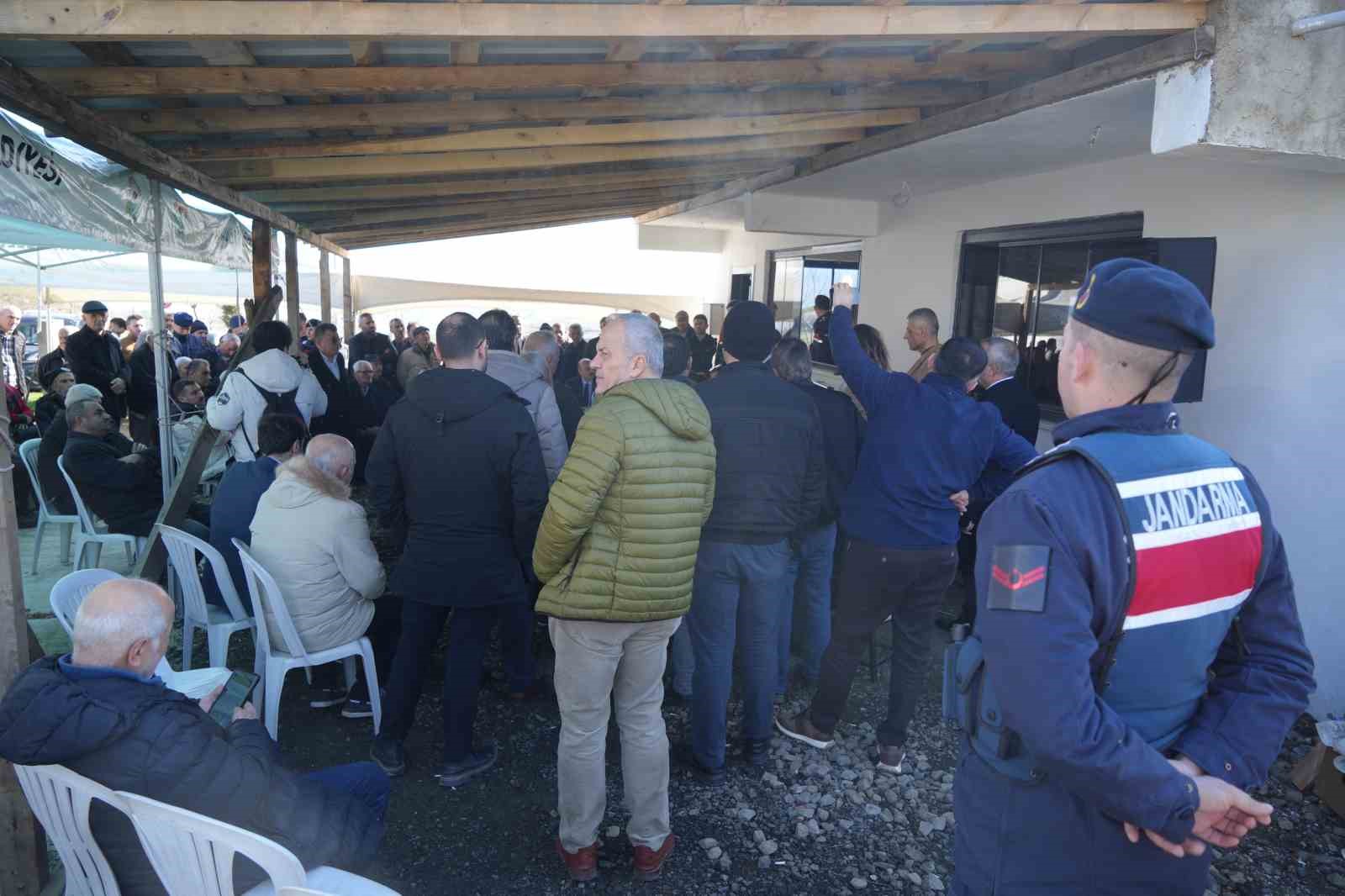 Samsun’da atık tesisi toplantısında gergin anlar
