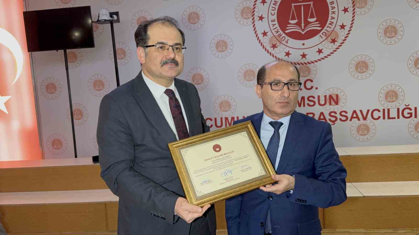 Samsun’da başarılı hâkimlere Adalet Başarı Belgesi
