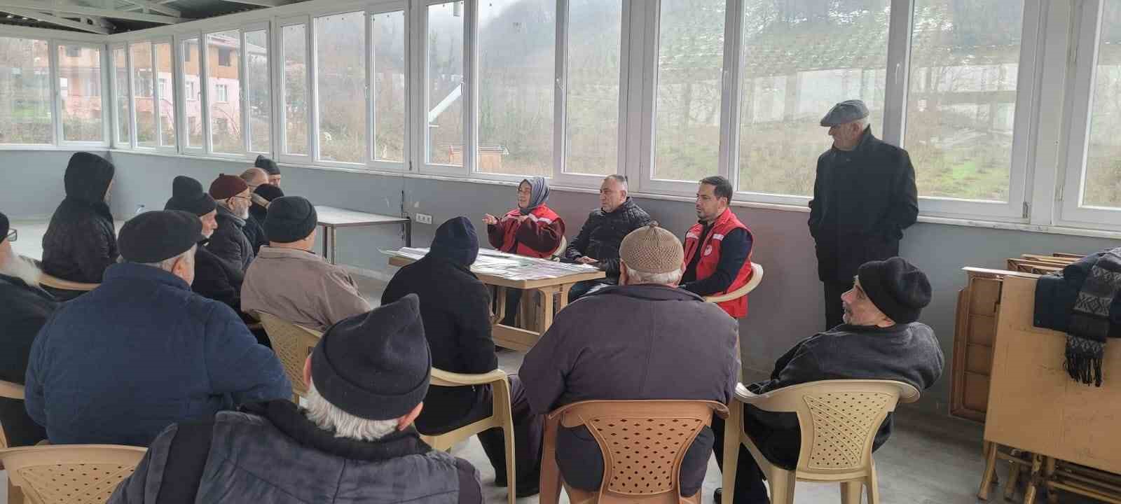 Samsun’da çiftçilere tarımsal üretim planlaması anlatıldı
Samsun’da çiftçilere tarımsal üretim planlaması anlatıldı