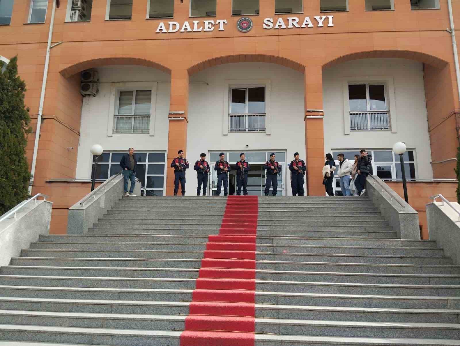 Samsun’da fuhuş operasyonunda 8 kişi adliyede

