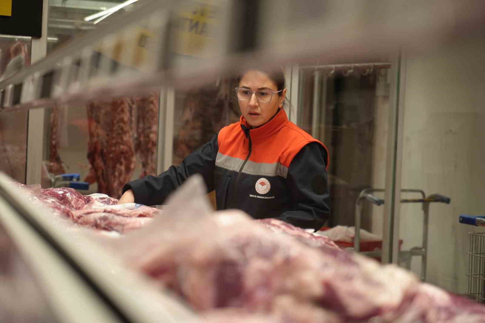 Samsun’da gıda denetimlerinde 285 işletmeye 23 milyon TL ceza
