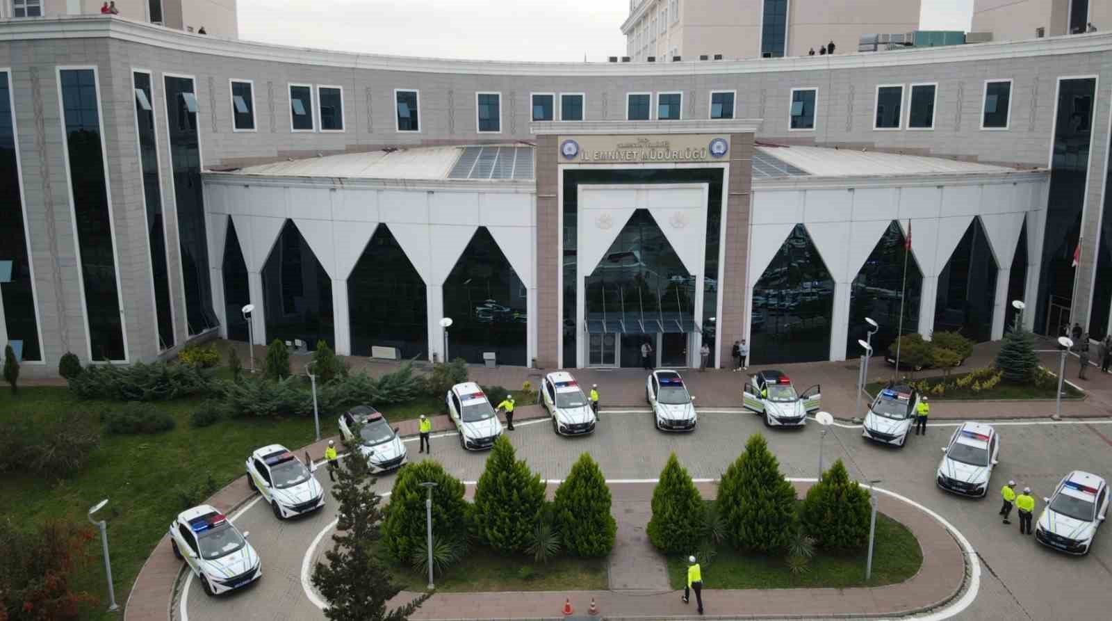 Samsun’da huzurun inşası: Güvenlikte ’Türkiye Yüzyılı’ vurgusu
Samsun’da huzurun inşası: Güvenlikte ’Türkiye Yüzyılı’ vurgusu