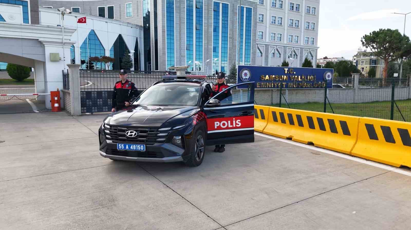 Samsun’da huzurun inşası: Güvenlikte ’Türkiye Yüzyılı’ vurgusu
Samsun’da huzurun inşası: Güvenlikte ’Türkiye Yüzyılı’ vurgusu