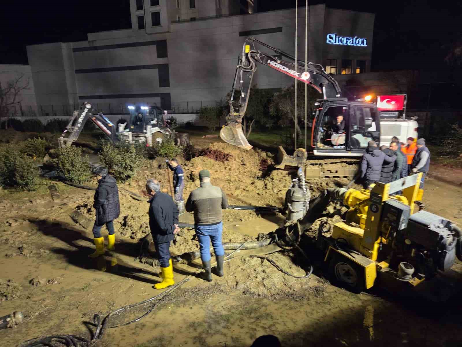 Samsun’da içme suyu ana isale hattı patladı: "Su kesintisi yaşanacak"
