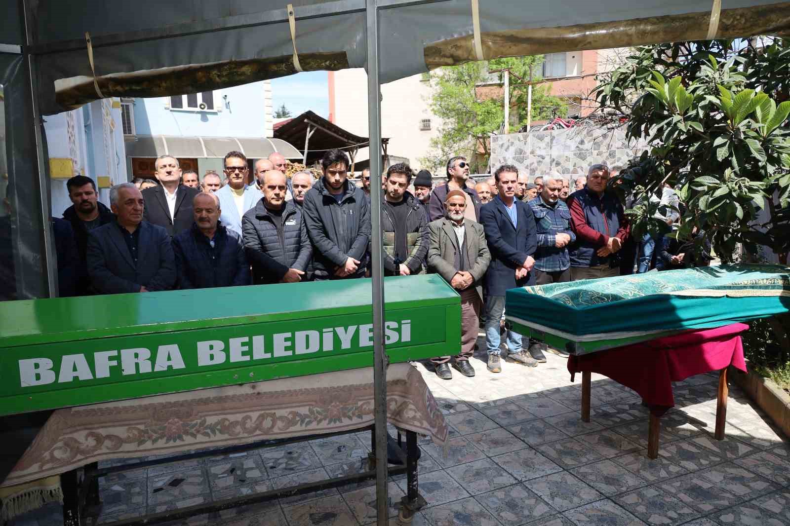 Samsun’da iki kardeş yan yana toprağa verildi
