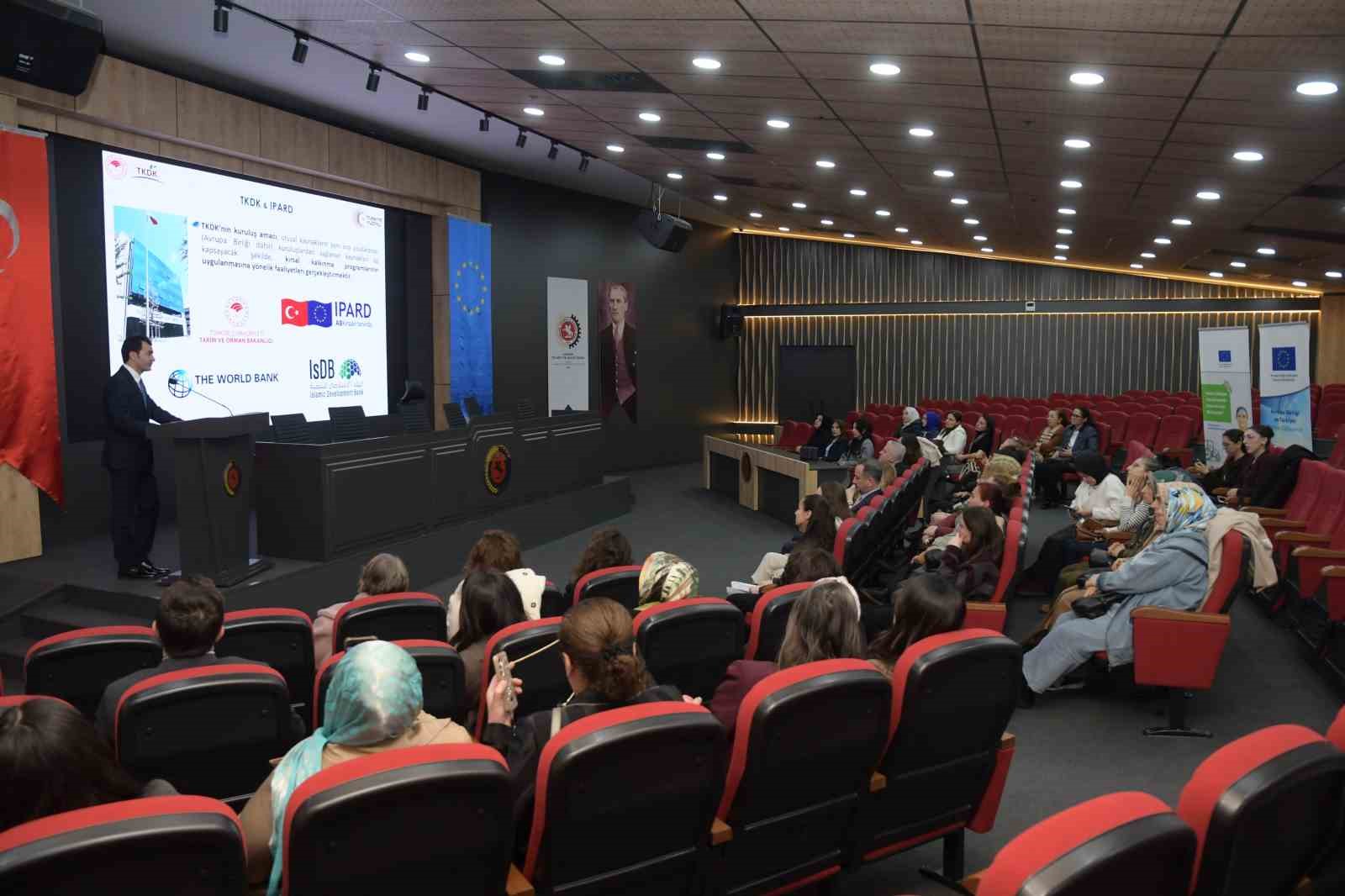 Samsun’da kadın çiftçilere sürdürülebilir tarım anlatıldı
