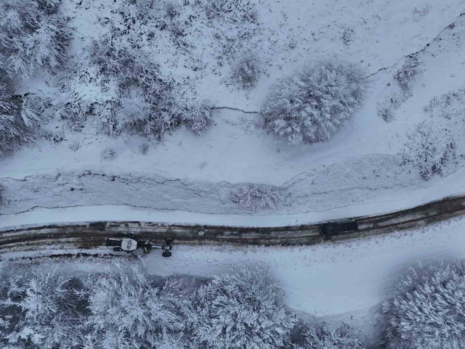 Samsun’da karla mücadele: 575 mahalle yolu ulaşıma açıldı
