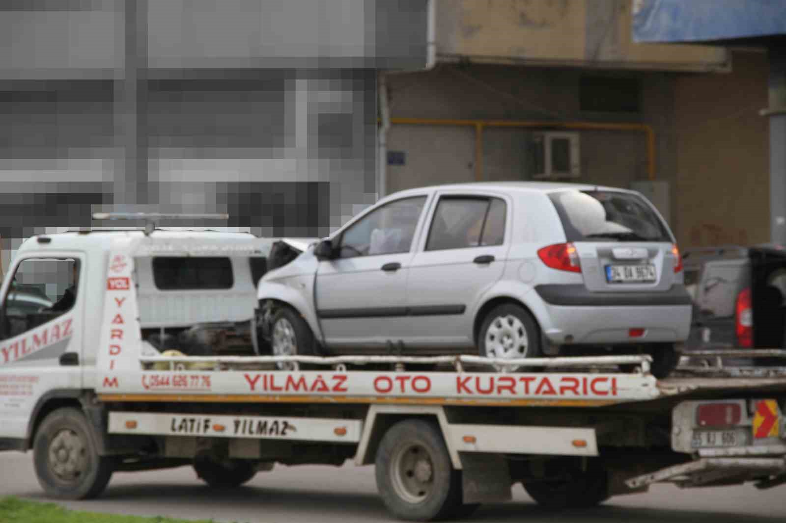 Samsun’da kırmızı ışık ihlali kazaya yol açtı: 3 yaralı
