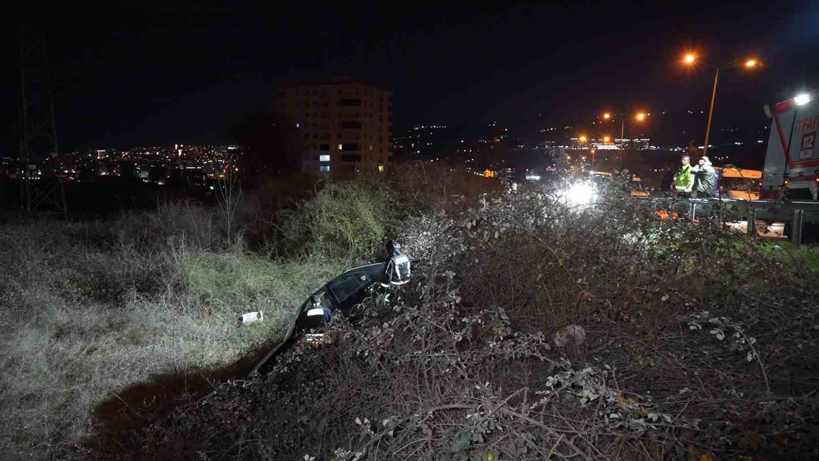 Samsun’da otomobil 3 metre yükseklikten yuvarlandı: Sürücü yara almadan kurtuldu
