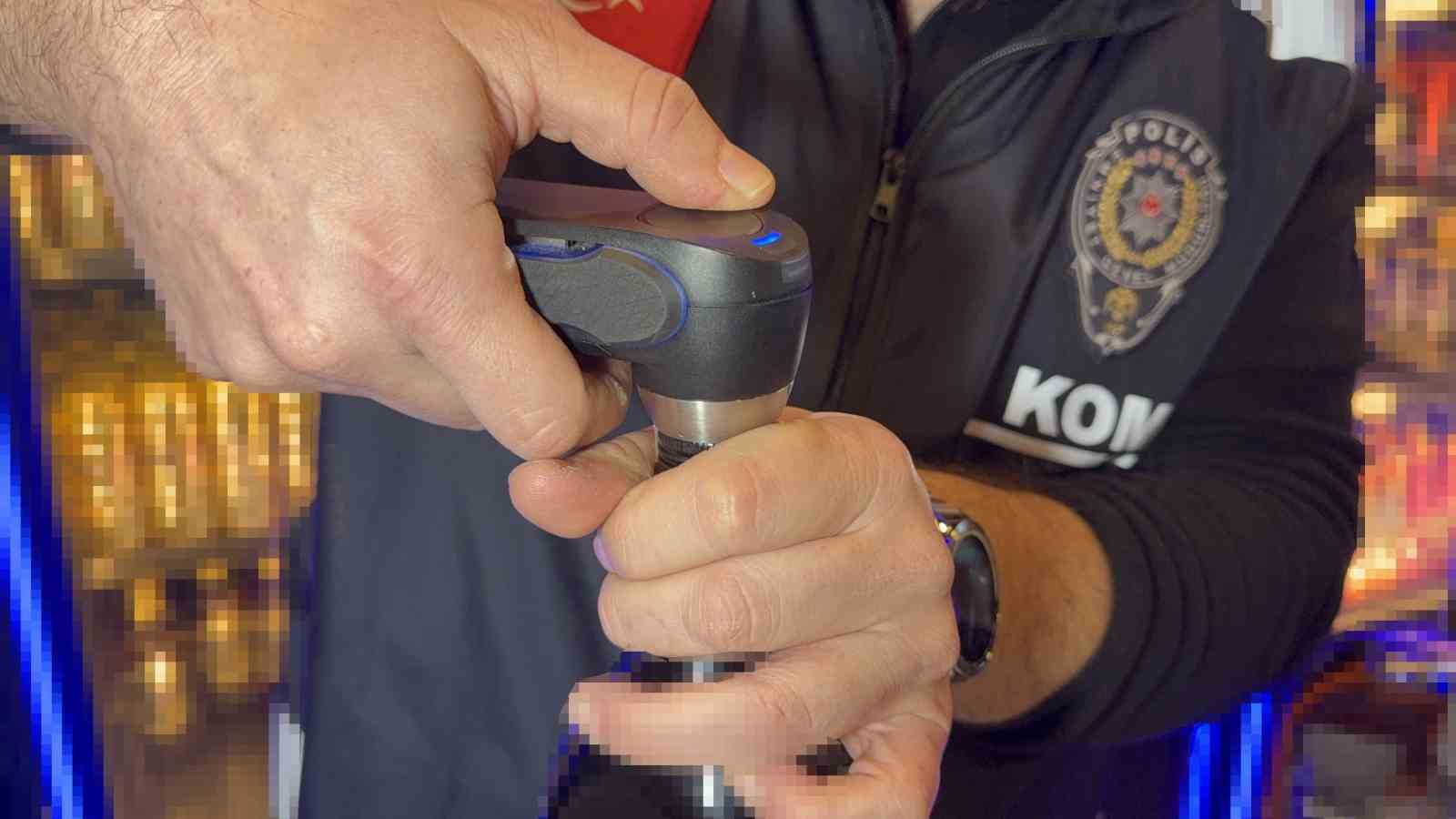 Samsun’da polis yılbaşı öncesi sahte ve kaçak içki denetimi yaptı
