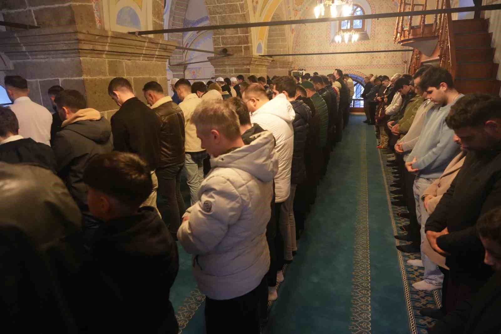 Samsun’da Ramazan Bayramı namazı kılındı
