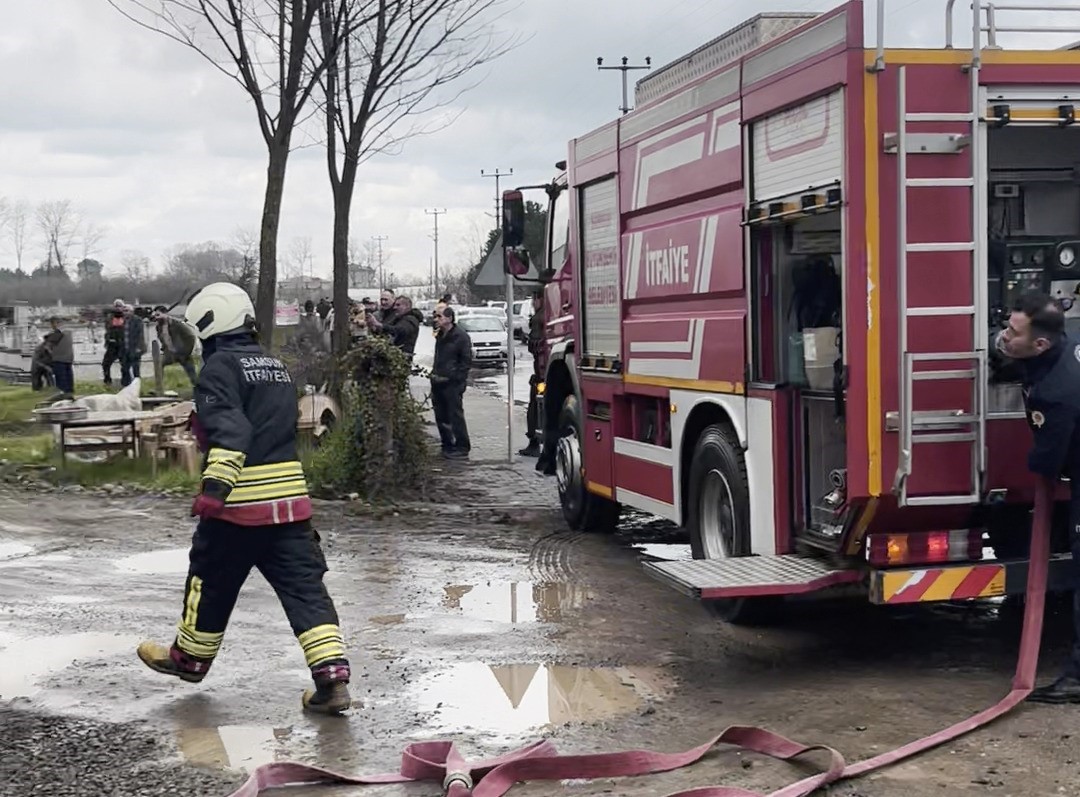 Samsun’da şantiyede yangın
