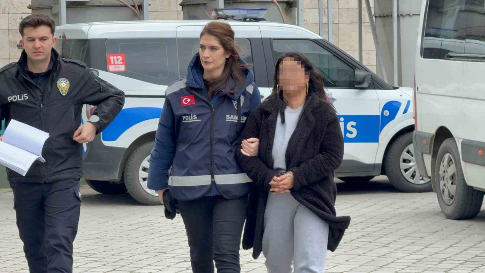 Samsun’da sınıfı basan kadın veli yeniden gözaltına alınarak adliyeye sevk edildi
