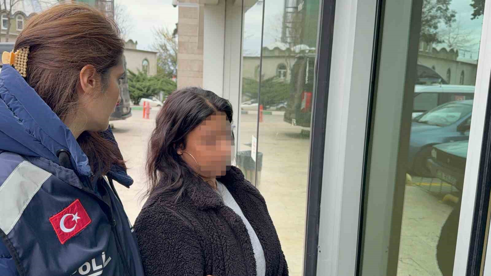 Samsun’da sınıfı basan kadın veli yeniden gözaltına alınarak adliyeye sevk edildi
