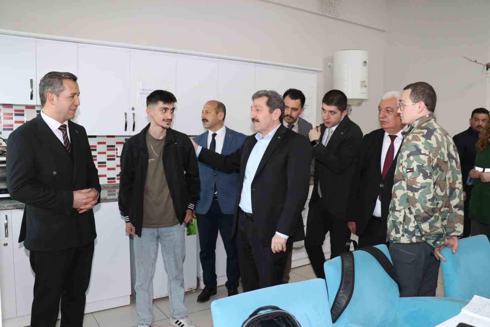 Samsun’da spor, gençlik ve tarih yatırımları
Samsun’da spor, gençlik ve tarih yatırımları