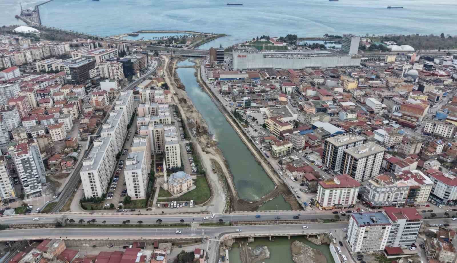 Samsun’da taşkına milyarlık önlem
Samsun’da taşkına milyarlık önlem