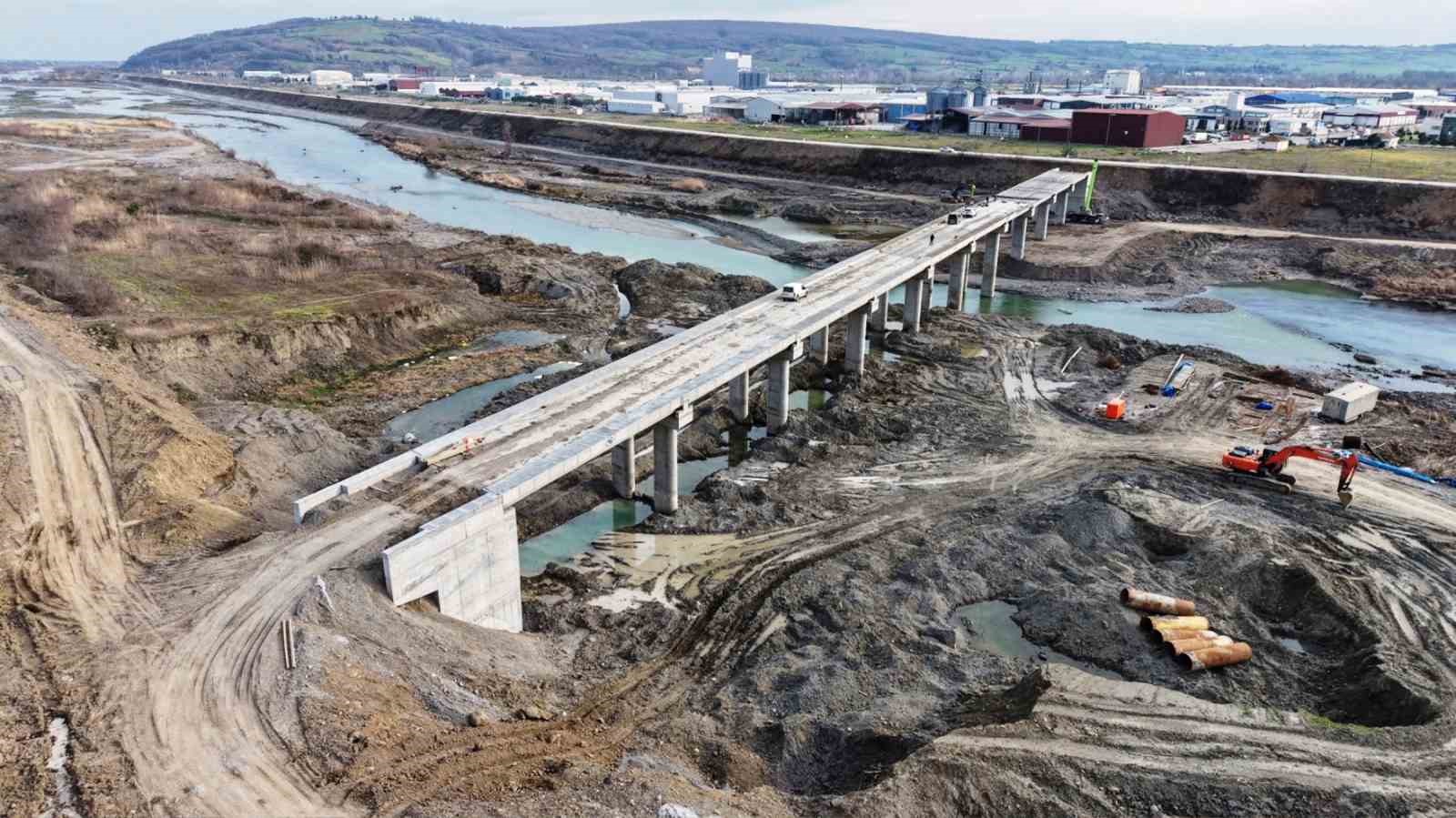 Samsun’da taşkına milyarlık önlem
Samsun’da taşkına milyarlık önlem