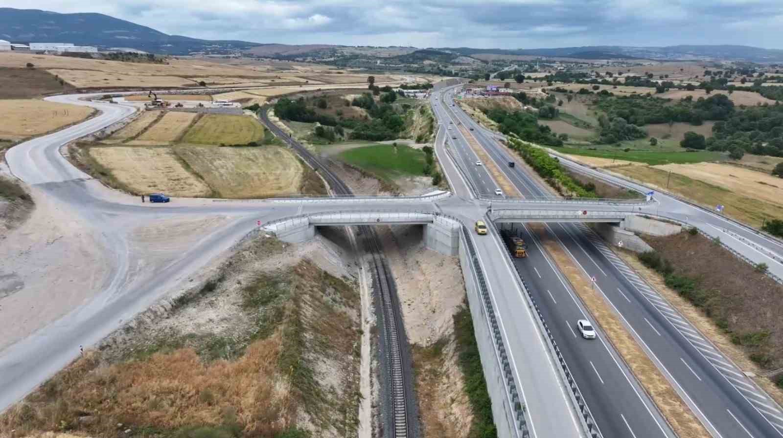 Samsun’da ulaşım altyapısı dev yatırımlarla güçleniyor
Samsun’da ulaşım altyapısı dev yatırımlarla güçleniyor