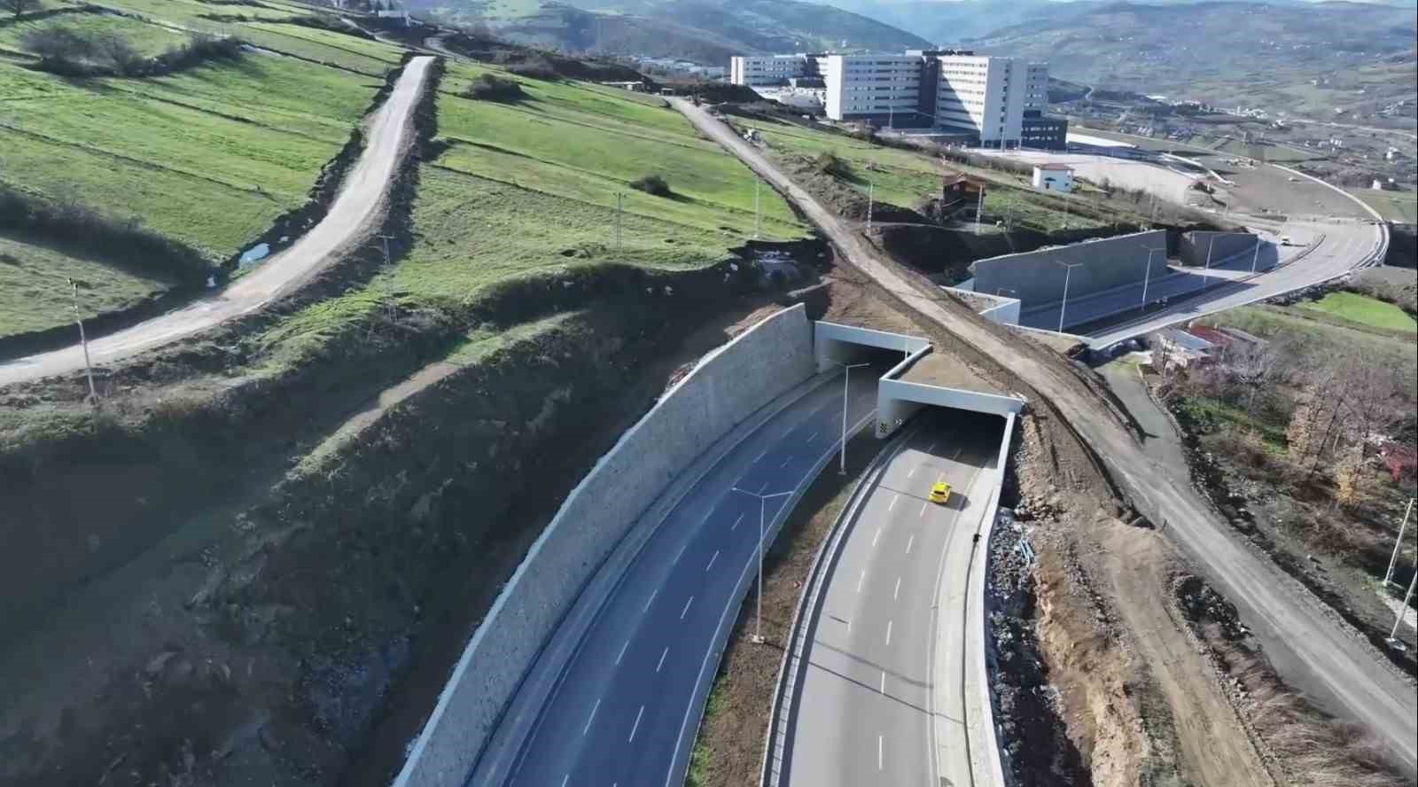 Samsun’da ulaşım altyapısı dev yatırımlarla güçleniyor
Samsun’da ulaşım altyapısı dev yatırımlarla güçleniyor