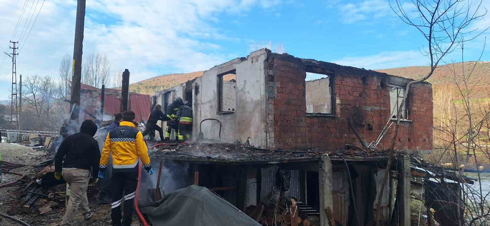 Samsun’da yangın: 2 ölü
