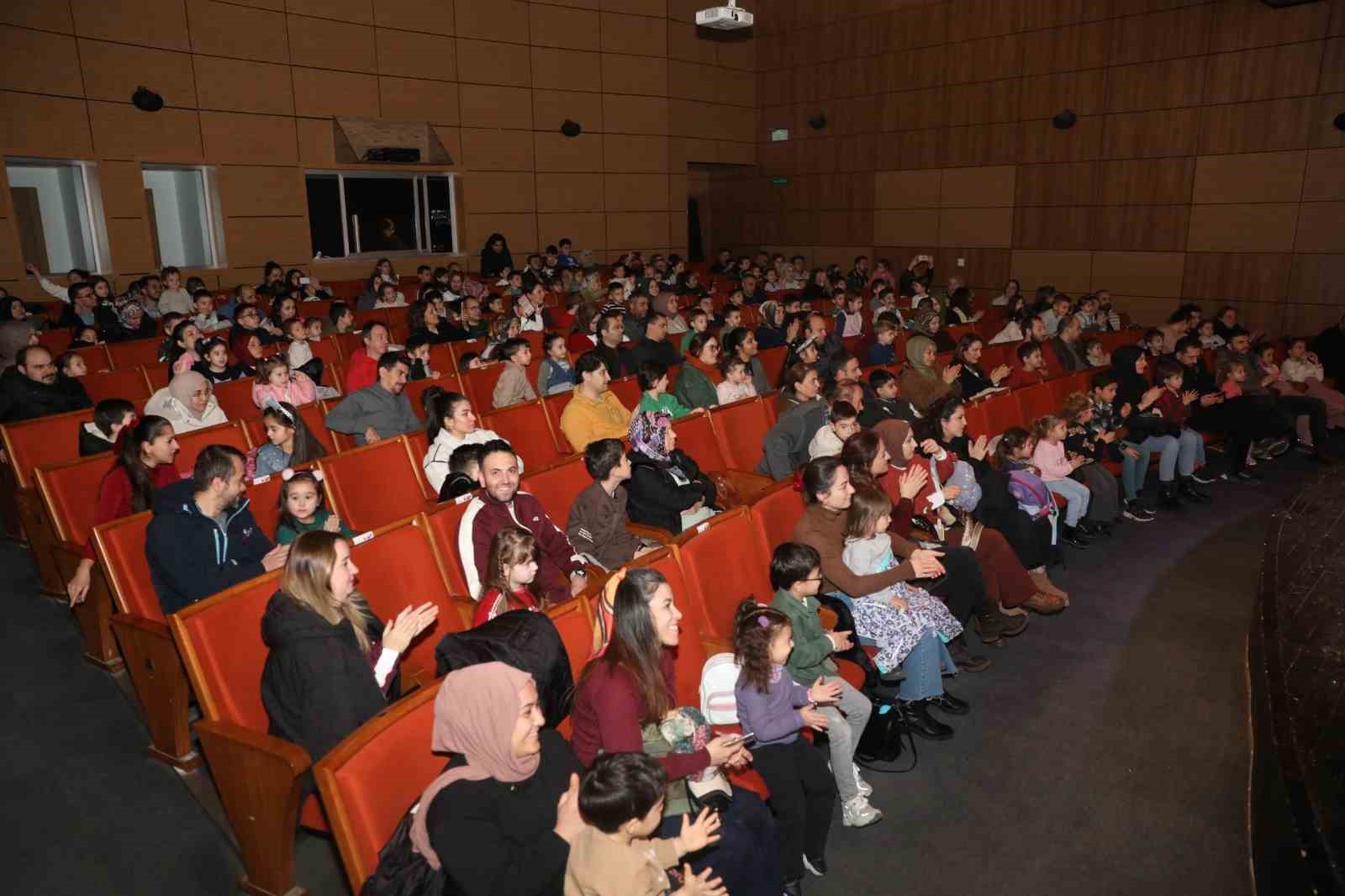 Samsun’da yarıyıla özel tatil sahnesi
