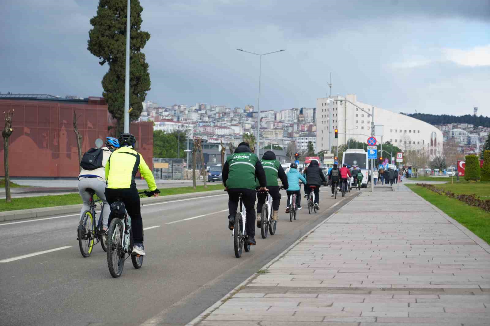 Samsun’da Yeşilay Haftası’nda pedallar sağlıklı yaşam için döndü
