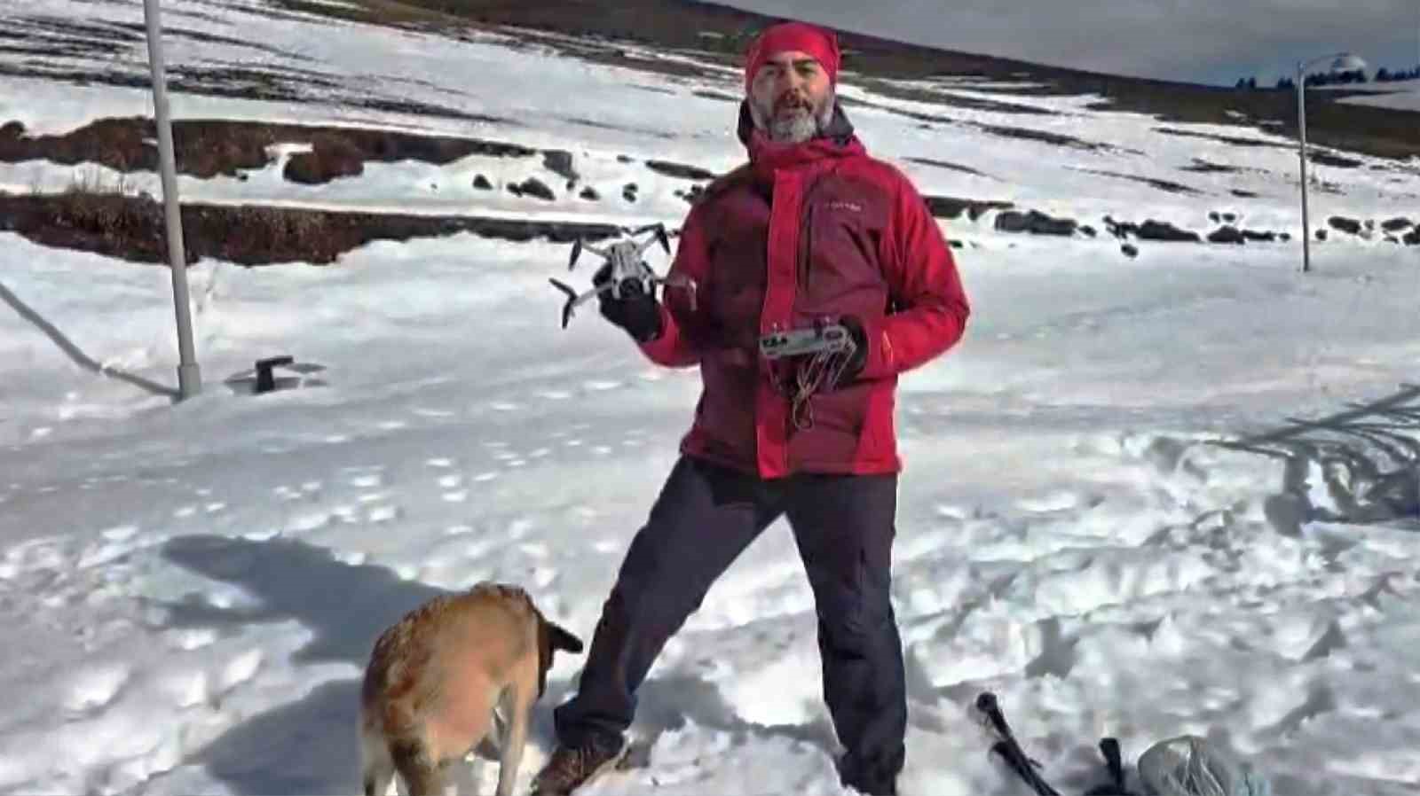 Samsunlu doğa fotoğrafçısı doktor donmuş gölün üzerinde kamp yaptı
