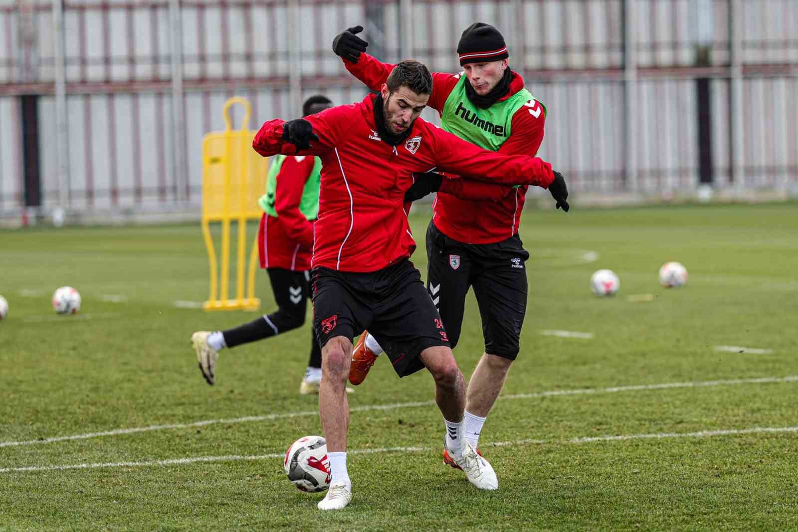 Samsunspor, Kocaelispor maçı hazırlıklarına başladı
