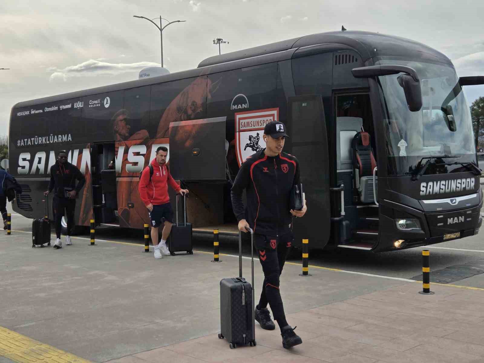 Samsunspor, Kuzey Makedonya’ya gitti
