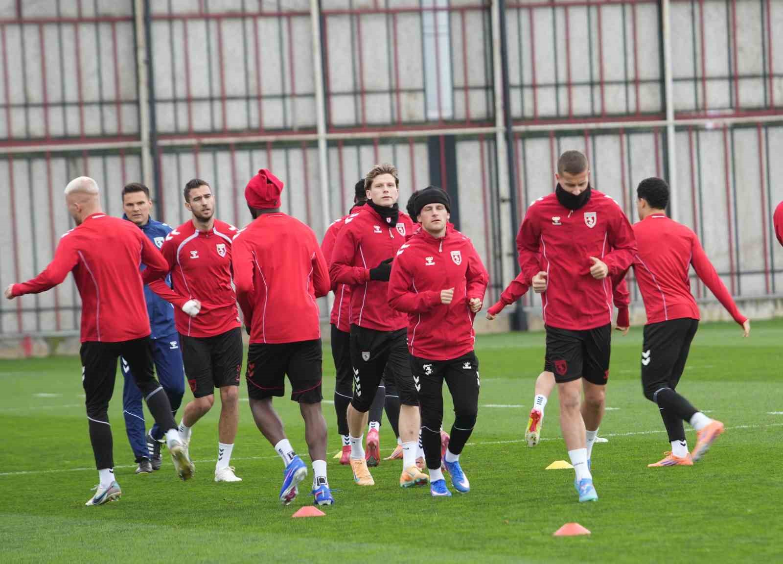 Samsunspor, Shkendija maçı hazırlıklarını tamamladı
