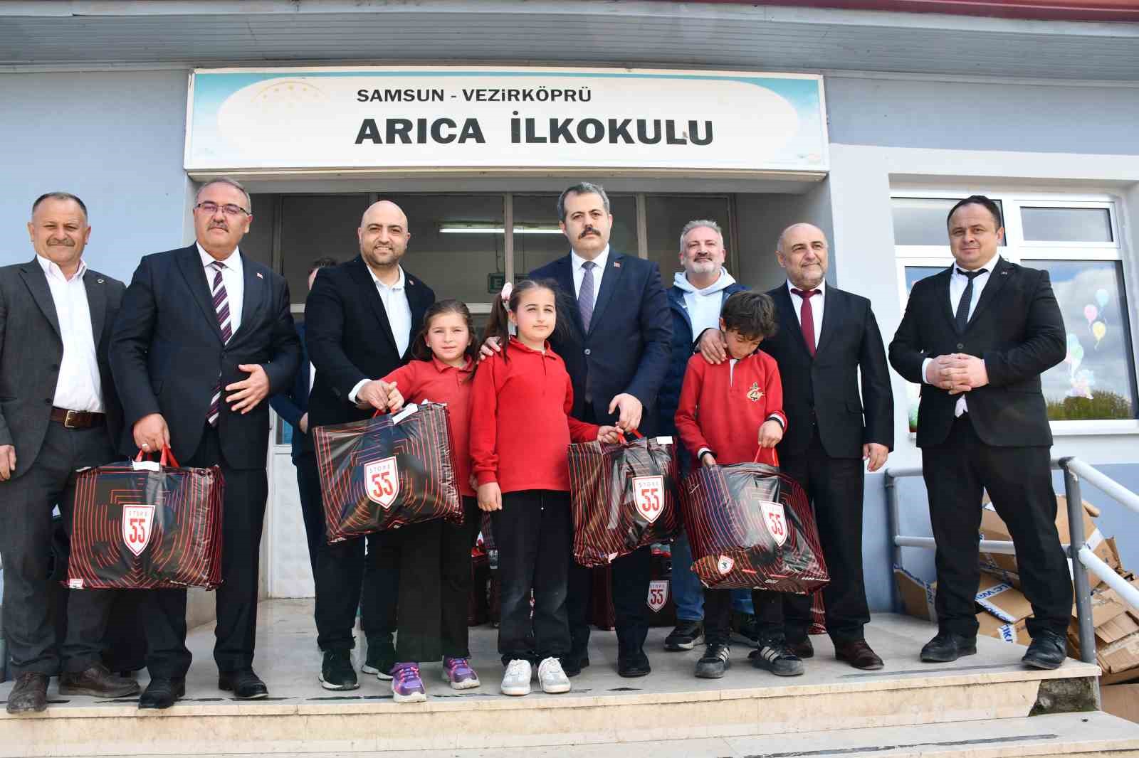 Samsunspor Voleybol Akademi’den Vezirköprü’de sosyal sorumluluk projesi
