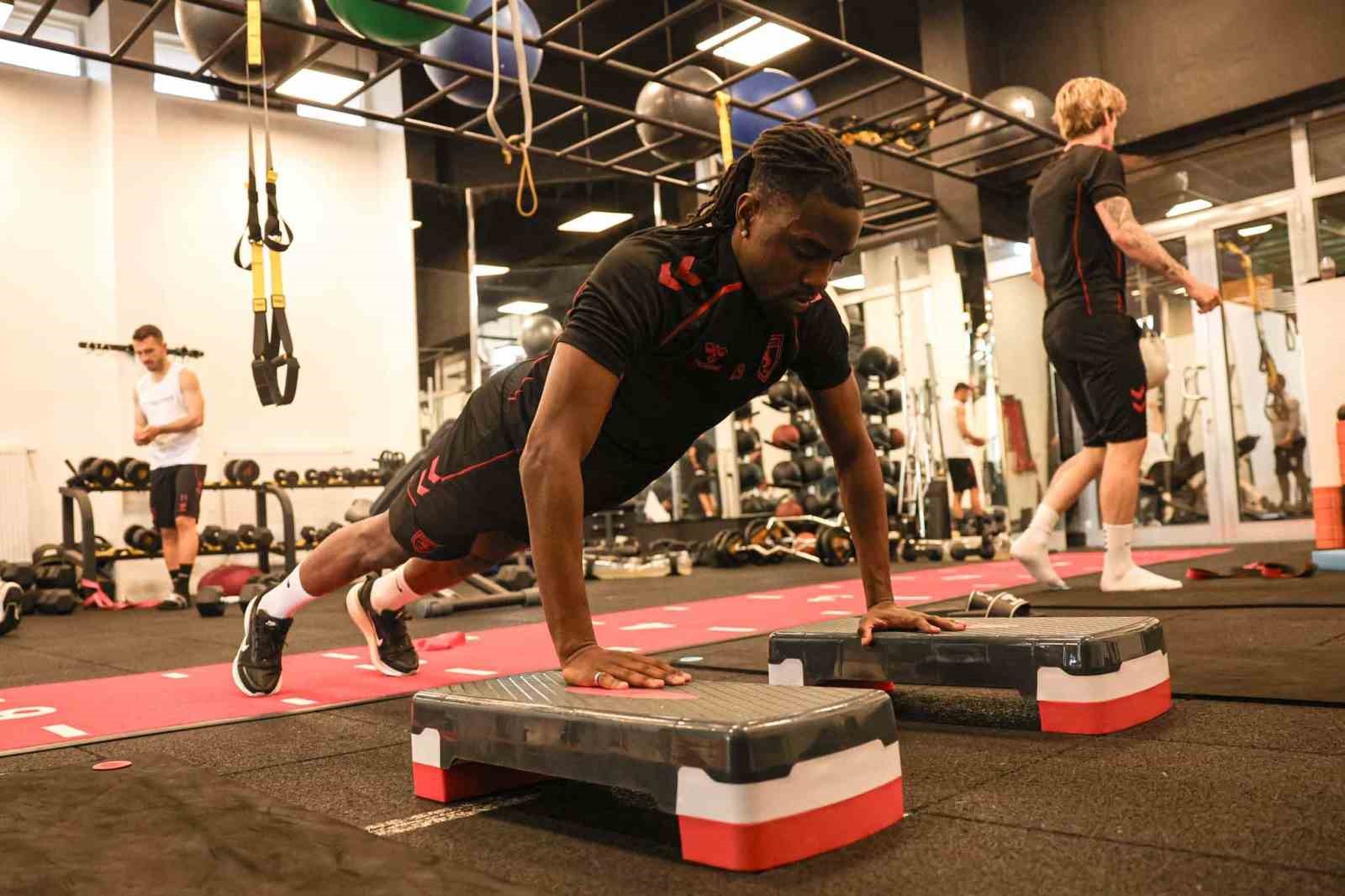 Samsunspor’da, Trabzonspor maçının hazırlıkları başladı
