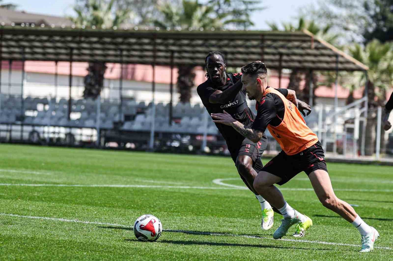 Samsunspor’da, Trabzonspor maçının hazırlıkları başladı
