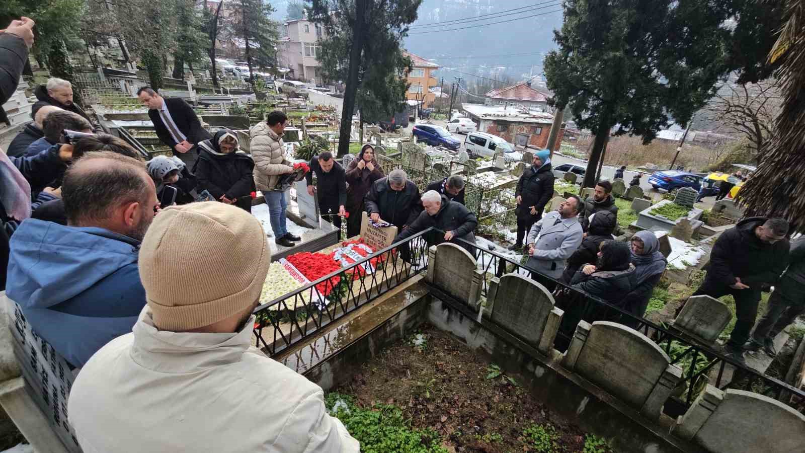 Samsunsporlu eski futbolcu Muzaffer Badalıoğlu, Zonguldak’ta anıldı
